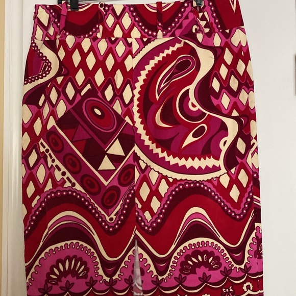 D&G 💯 Cotton Velvet Beautiful Print Skirt Never Used Made in Italy 🇮🇹 - Picture 5 of 16